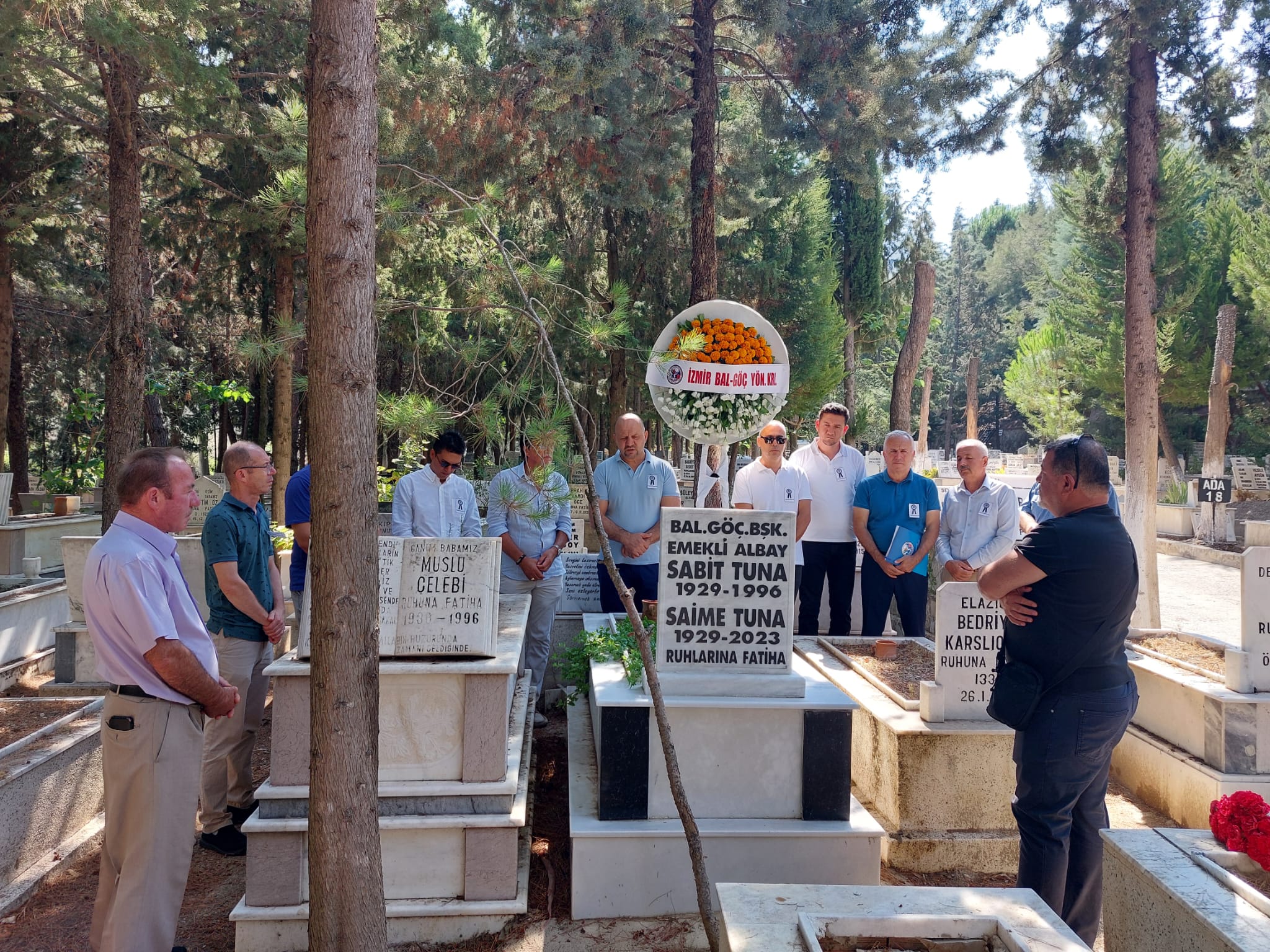 İzmir Balkan Göçmenleri Kültür ve Dayanışma Derneği (İzmir Bal-Göç Genel Merkez) Kurucu Başkanımız Sabit Tuna’yı vefatının 28. yılında kabri başında andık